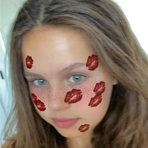 Meet your Posher, Delaney